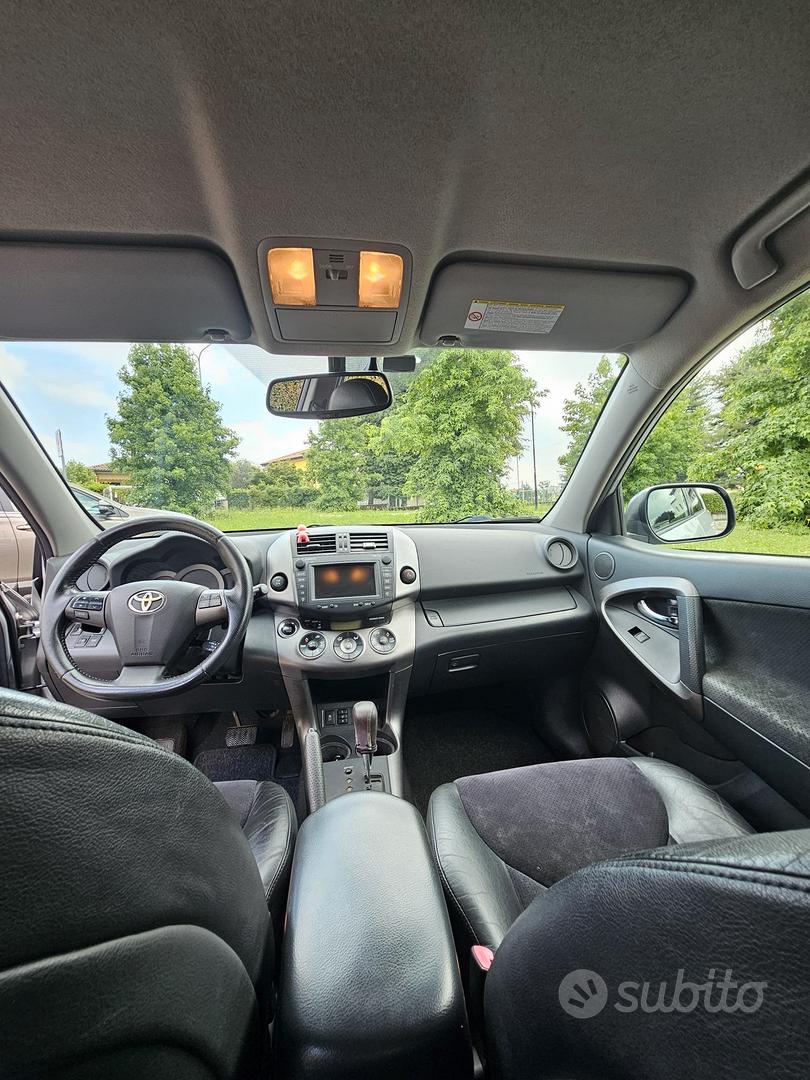 Toyota Rav4 2010 photo 3