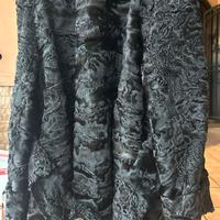 Pelliccia di Persiano nero con bottoni
