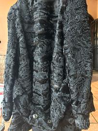 Pelliccia di Persiano nero con bottoni