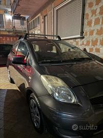 Toyota Yaris 5 porte 1.0 benzina 2010