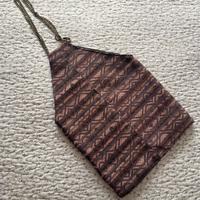 Borsa fatta a mano con catenella