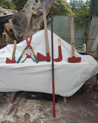kit da giardinaggio  ascia   cesoia  machete  scur