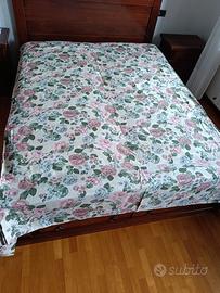 Copriletto a rose 