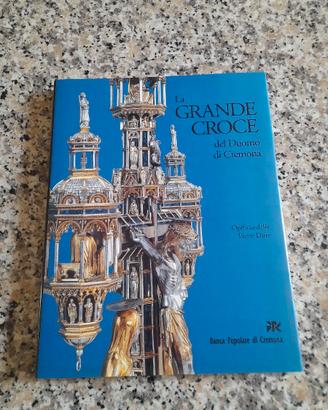 La grande croce del duomo di Cremona