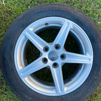 Cerchi da 16” per Audi A4 con gomme termiche
