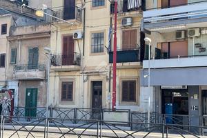 2 LOCALI A PALERMO