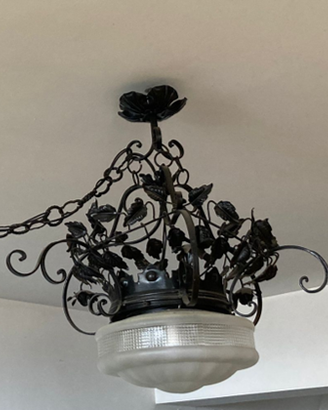 Coppia Lampadari d'Epoca Ferro Battuto e Vetro