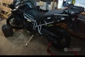 Triumph Tiger 800