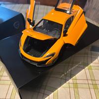 Mclaren 675lt AUTOART 1:18