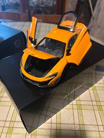 Mclaren 675lt AUTOART 1:18