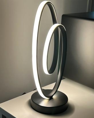 Lampada led con colore luci modificabile