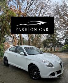 Alfa Romeo Giulietta 1.6 105 CV