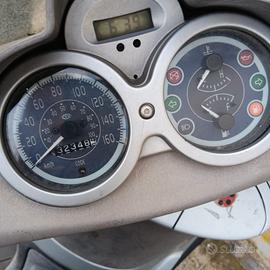 Piaggio Beverly 250 - 2004