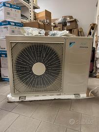 2 Climatizzatori Daikin 18000 BTU Inverter-Nuovo