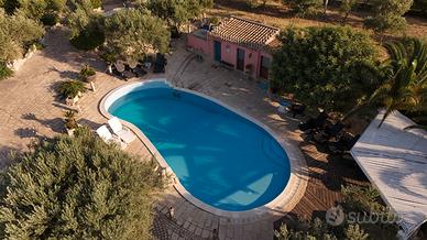 Villa con piscina per 10-12 persone ragusa
