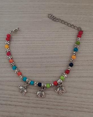bracciale pietre colorate con ciondoli 