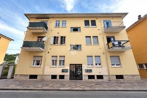 3 LOCALI A MONTECCHIO MAGGIORE
