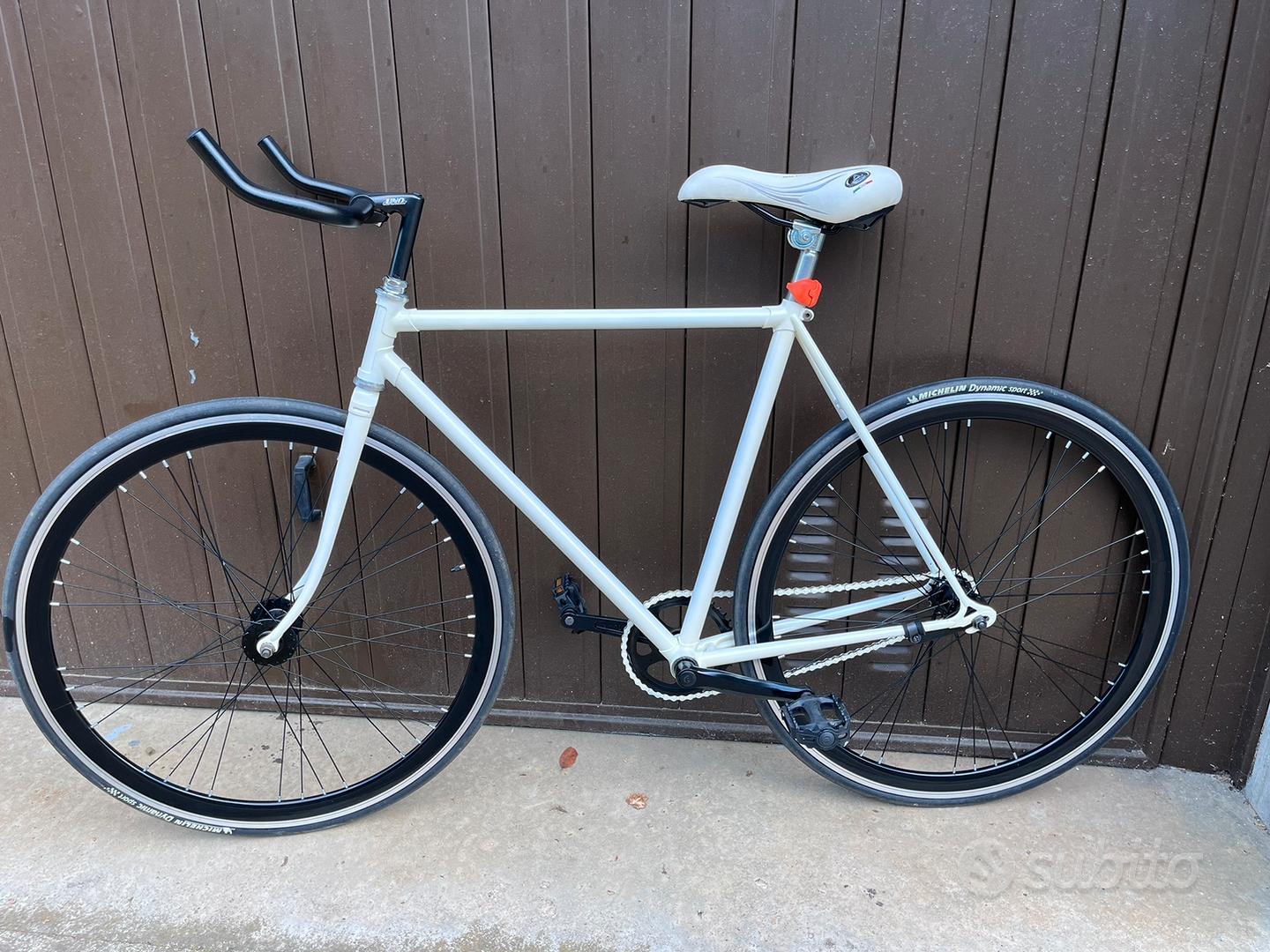 Bici scatto fisso contropedale su telaio legnano Biciclette In