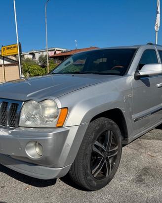 Jeep Grand Cherokee 3.0 CRD DPF Overland TENUTA MO