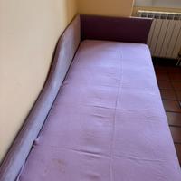 Letto singolo con testata