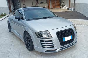 Audi TT 1.8 turbo full custom R8 Style perfetta!