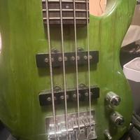 Mini basso elettrico