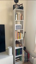 Libreria, scaffali bianco