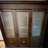 Armadio Umbertino con vetri originali