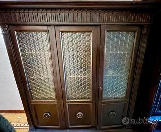 Armadio Umbertino con vetri originali