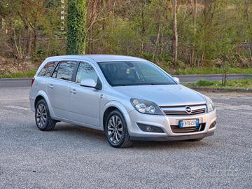 Opel Astra 1.6 16V GPL-TECH Station Wagon Edition 