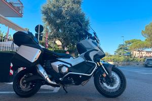 Honda X-ADV 750 TRAVEL - FINANZIABILE