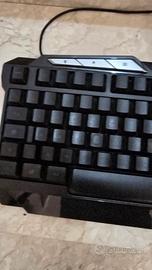 Tastiera trast illuminata