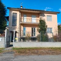 Quadrilocale semiarredato Rho (MI)