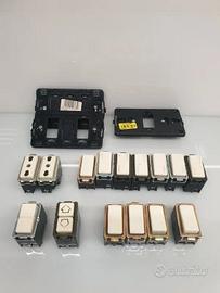 Lotto Bticino magic deviatore presa bipolare inver