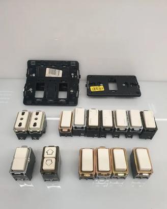 Lotto Bticino magic deviatore presa bipolare inver