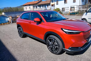 honda hrv full hybrid  elettrica benzina