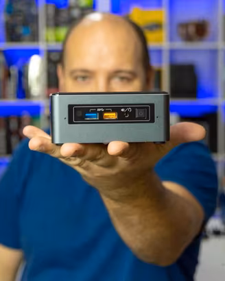 pc intel NUC7  (0ttim00)
