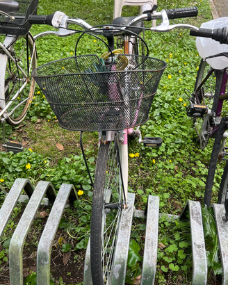 BICICLETTA da DONNA da sistemare