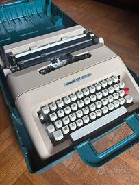 Macchina da scrivere Olivetti LETTERA 35