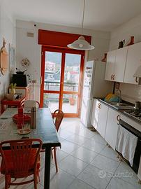 Baronissi centralissimo appartamento di 3 vani