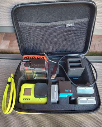 Go Pro 8  con diversi accessori