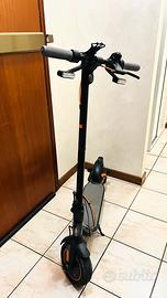 MONOPATTINO ELETTRICO NINEBOT F 40 II