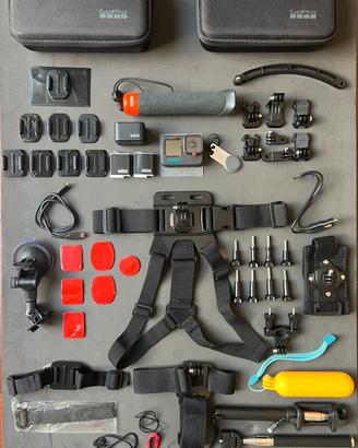 GoPro Hero 10 black + 30+ accessori