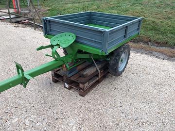 rimorchietto trazionato ribaltabile manualmente