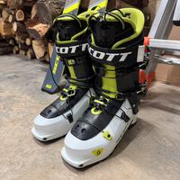 Scsrponi scialpinismo Scott Cosmos Tour 26