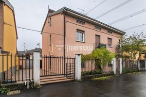 Sottotetto mansardato di 82 mq, da ristrutturare,