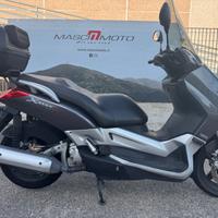 Yamaha X-Max 250