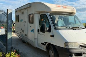 Camper semintegrale