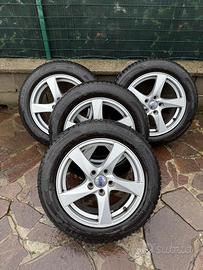 CERCHI IN LEGA 16 VOLVO GOMME 205/60/16 INVERNALI
