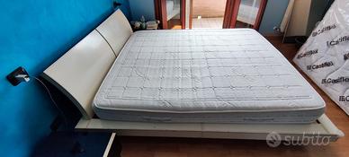 Letto Matrimoniale Moderno con Doghe
